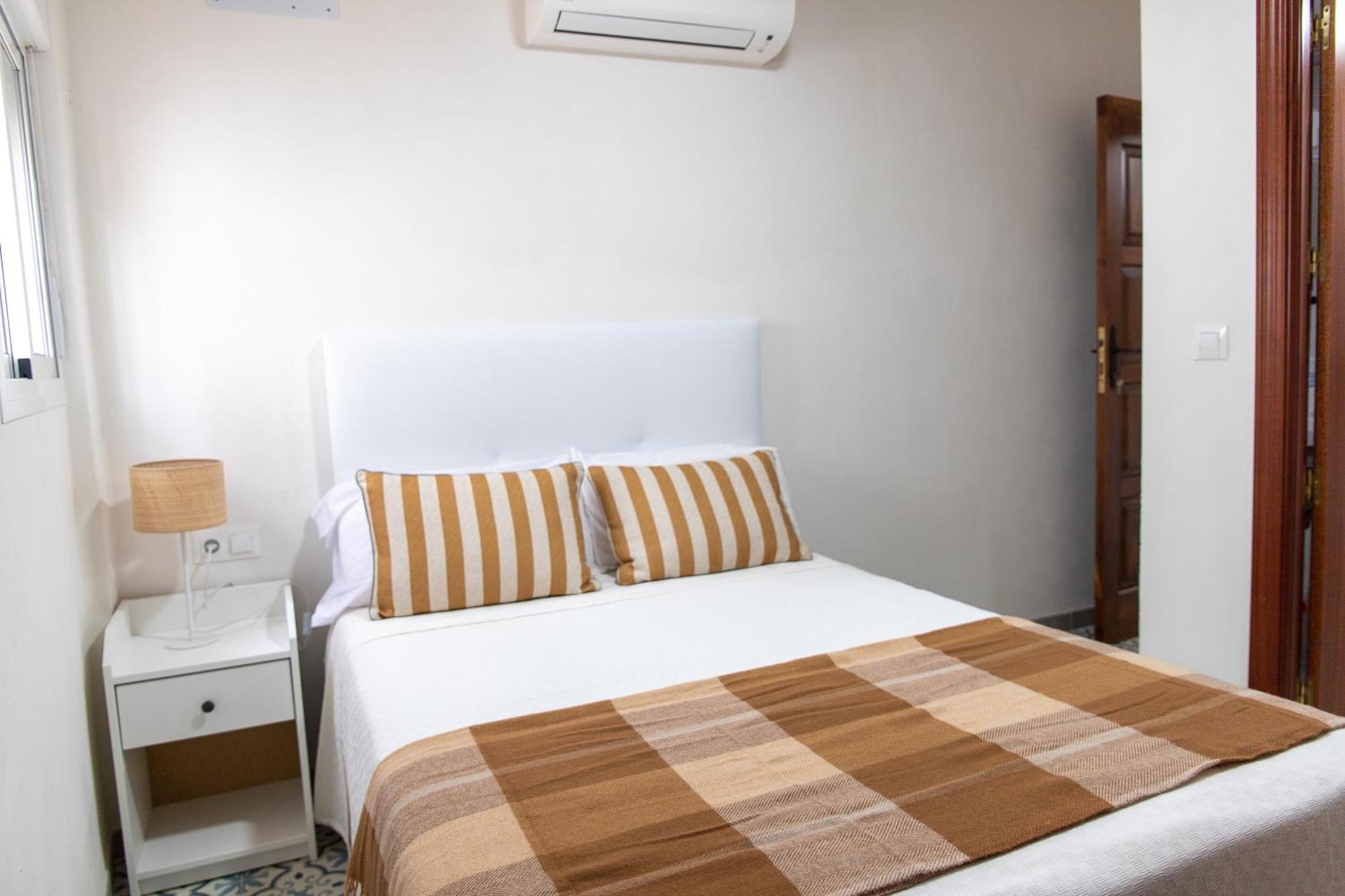 Apartamentos San Francisco Sevilla Kültér fotó